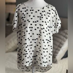Lily White Heart Patterned Blouse